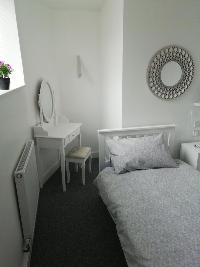 The Antelope Hotel Merthyr Tydfil Luaran gambar