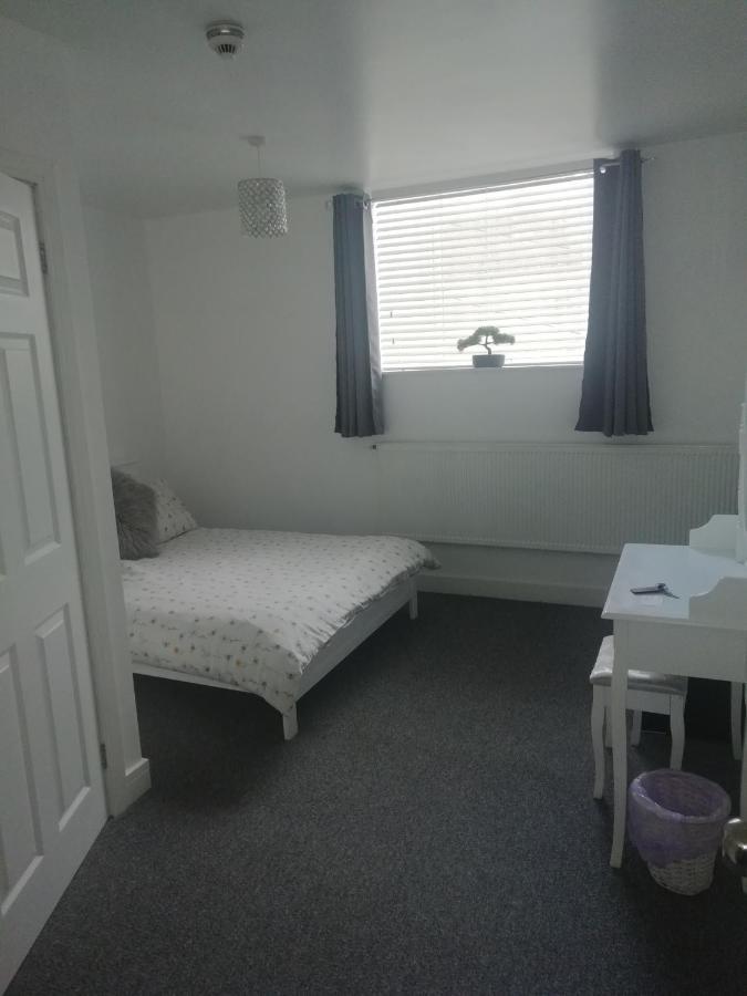 The Antelope Hotel Merthyr Tydfil Luaran gambar